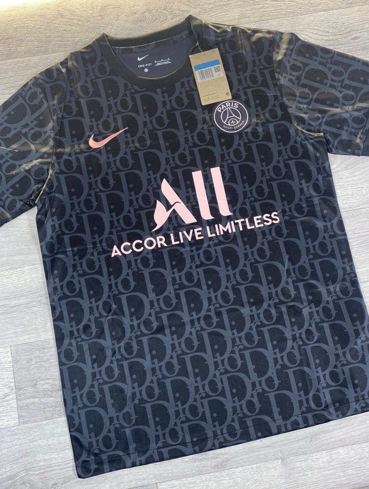PSG ‘DlOR’ Premium Jersey
